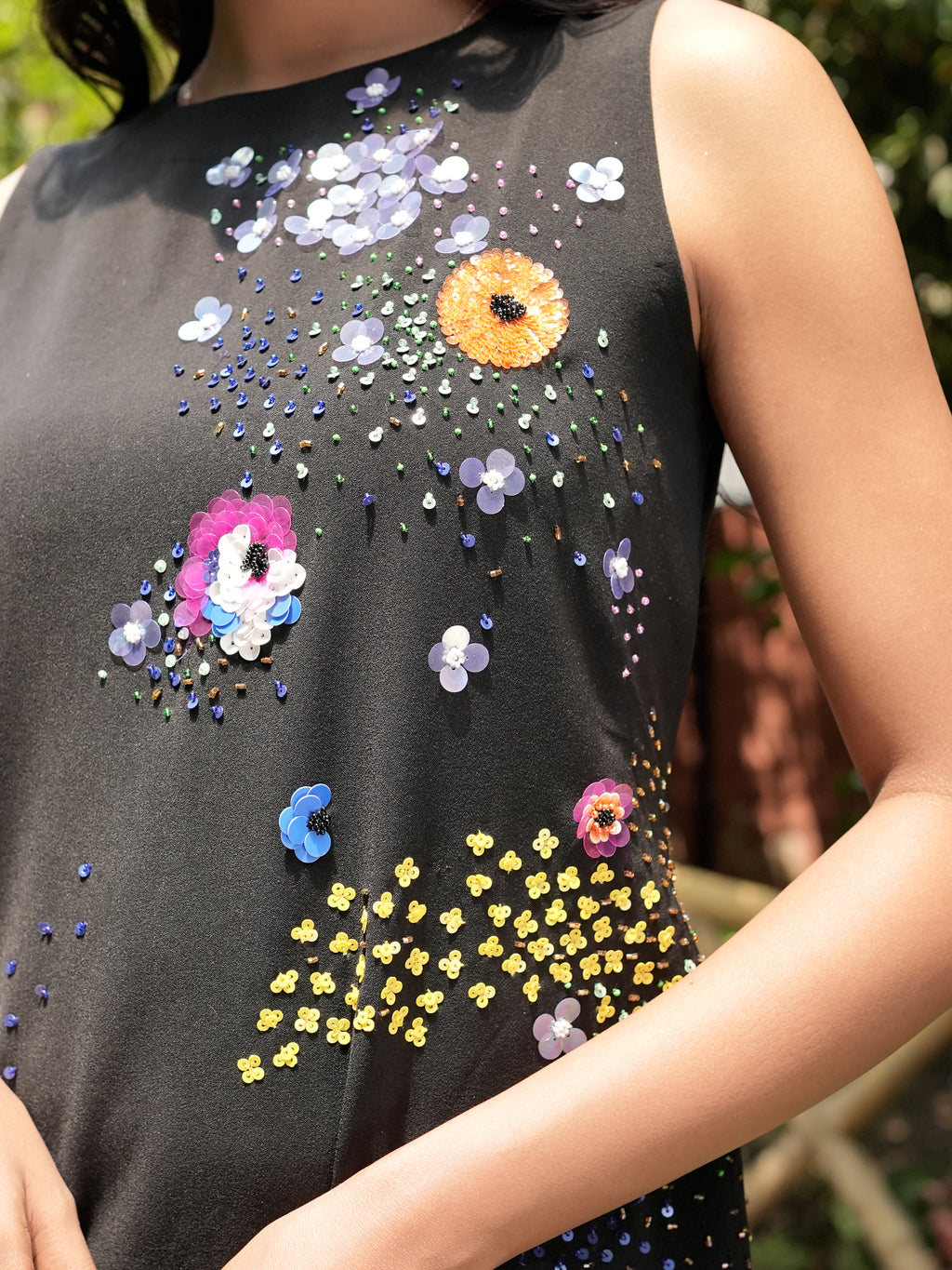 BLACK MULTI HUED DRESS