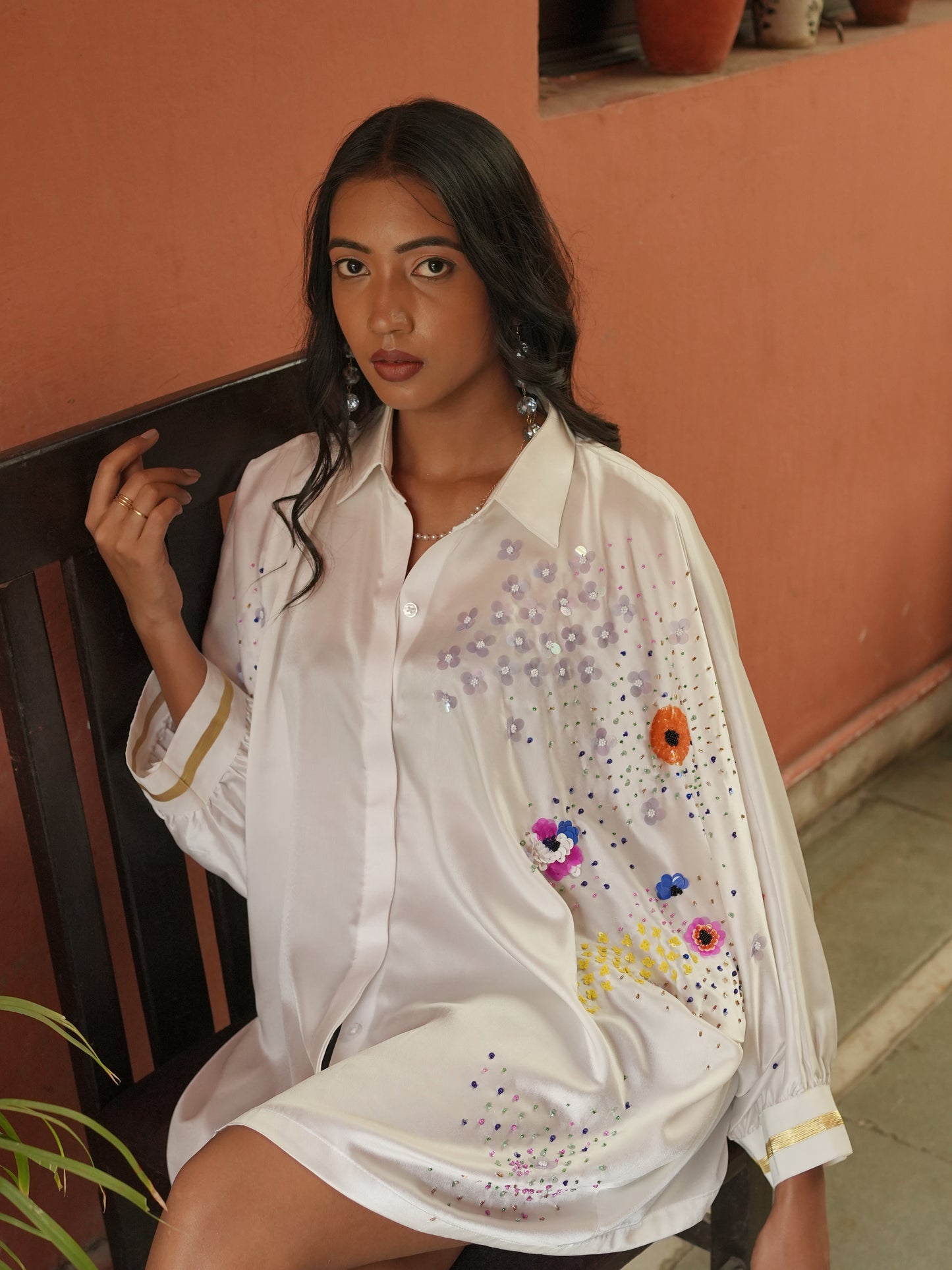 WHITE MULTI HUED SHIRT